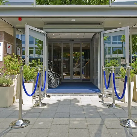 Holiday Inn Express Amsterdam - South By Ihg-3
